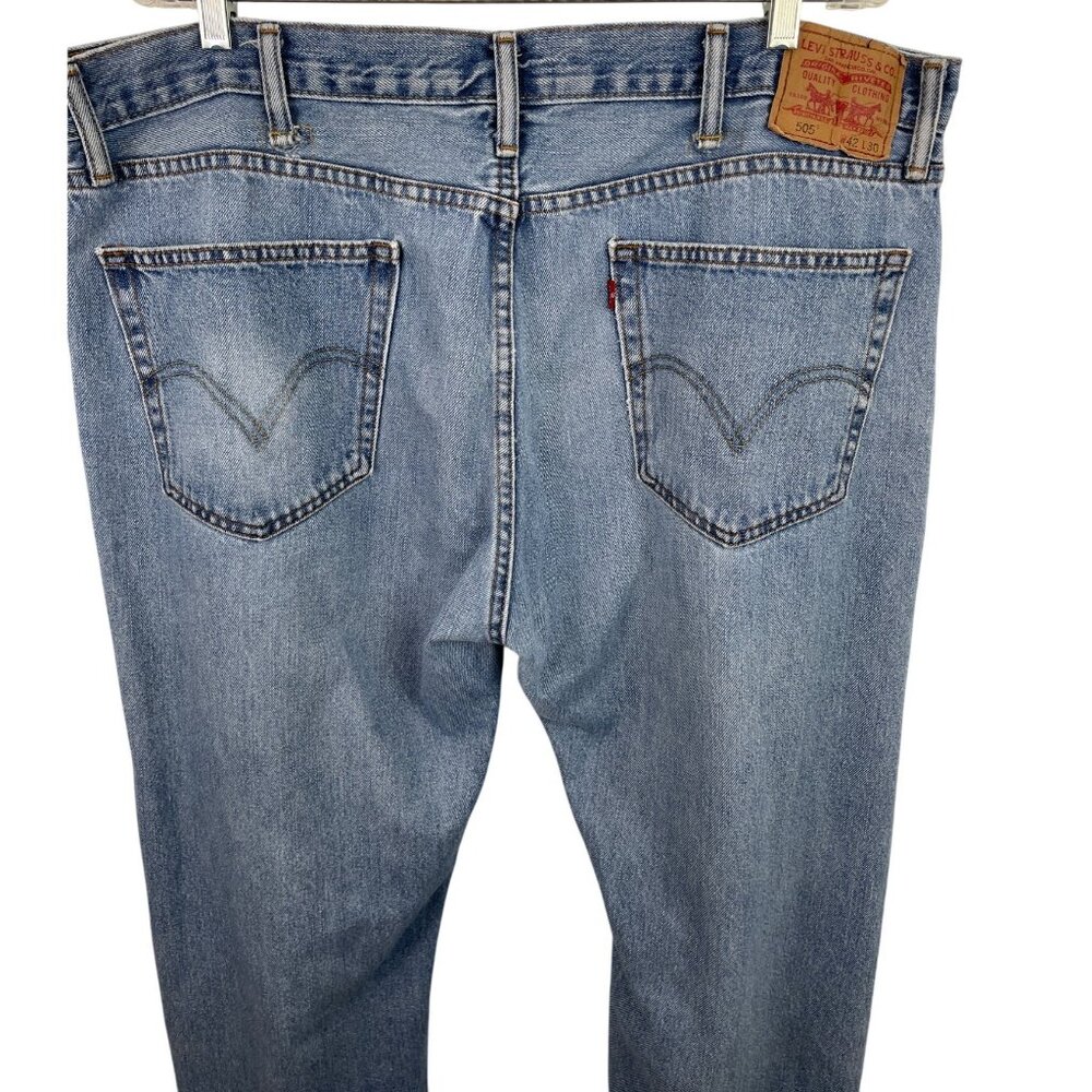 Levi's 505 Straight Fit Straight Leg Blue Denim Jeans Pants Men's 42 x 30 - Picture 4 of 10